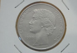 368 - República: 25 escudos 1980 cuni, por 0,50