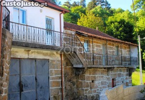 Moradia Em Contim, Montalegre