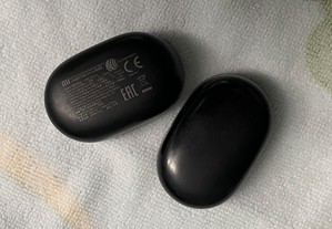 2 conjuntos de auriculares Xiaomi