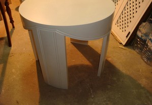 mesa de centro pintada