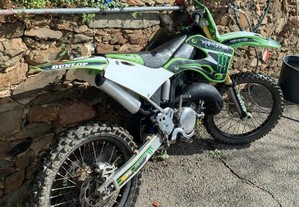 Kawasaki kx 125cc dois tempos