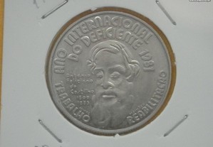 374 - 25$00 escudos 1981 A.I.Deficiente, por 0,75