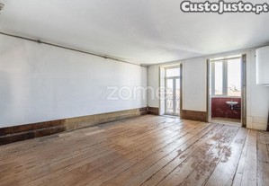 Apartamento T0+1 Duplex Traseiras Cedofeita...