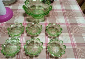 Conjunto de 7 taças verdes