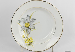 Prato fundo em porcelana Artibus com flores e bordo em relevo