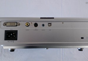 (Ref: MC 008) Rctro-Projector Home Cinema DX125 DLP + Mala de Transporte
