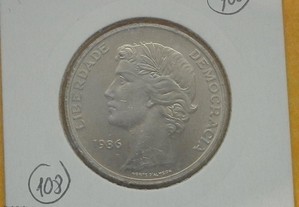 370 - República: 25 escudos 1986 cuni, por 1,50