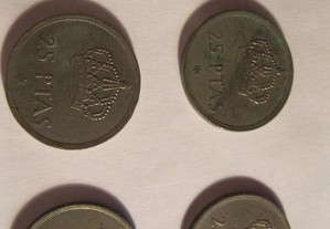 4 moedas de 25 pesetas de 1975 e 1983