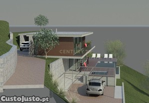 Magn�fico Terreno no Ger�s   Projeto Aprovado para 2 Moradias