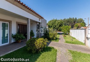 Moradia Térrea Com 4 Suites E Bosque Privativo...