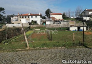 Terreno Urbano Com 698 M2 Em Alvarelhos, Trofa