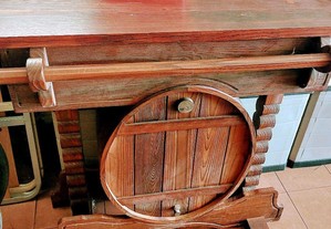 Móvel bar madeira