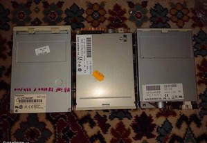 Drives Diskettes