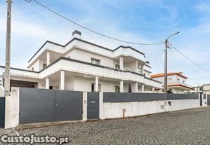 Moradia Familia T5 Em Esposende. Mar, Cidade,...