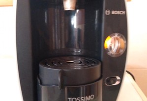 Máquina de café TASSIMO