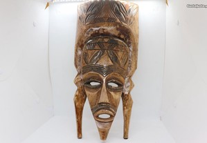 Máscara Africana Entalhada na Madeira antiga 43 cm