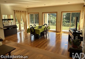 Casa / Villa T4 em Calvos E Frades de 432,00 m²