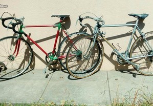 Coleção de 4 Bicicletas clássicas vintage originais como novas vend troc