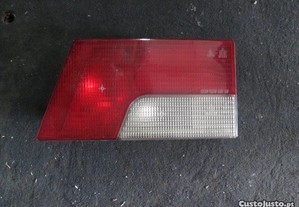 Farol Tras 21500 PEUGEOT 405 1990 5P SW DRT NEIMAN