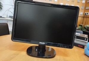 Monitor panorâmico LCD Philips 19,1"