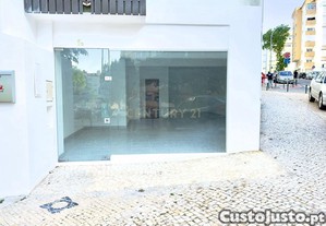 Loja em Oeiras