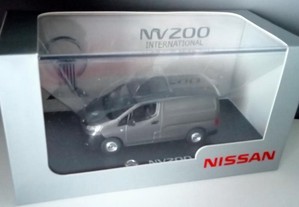 Miniatura Nissan NV200