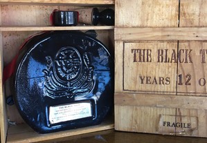 Whisky the black Tulipa 12 anos