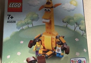 LEGO 40228 Geoffrey Giraffe and Friends Toys R US