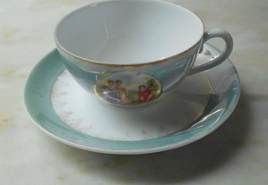 Chávena de chã dos anos 30/40 em porcelana fina MCP Czechoslovakia