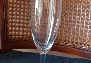 10 Copos de champanhe (flutes)