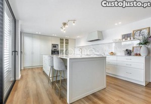 Moradia T3 Com Excelentes Acabamentos