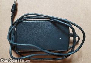 Transformador / Power Supply Li Shin 12V DC 5A