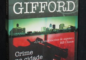 Livro Crime na cidade de Saints Rest Thomas Gifford