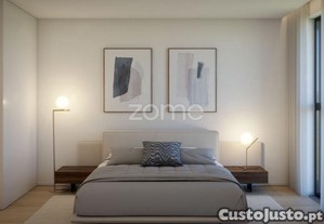 Apartamento T3 Direito No Piso 1 C/ 164M² -...