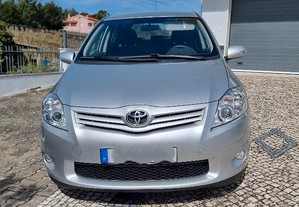 Toyota Auris 1.4 D-4D