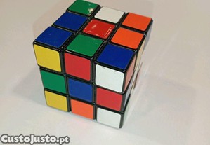 Cubo mágico de Rubik