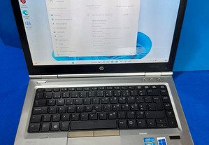 HP Elitebook 5960p Core i7 640gb windows 11