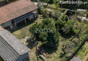 Moradia E Ruina A 2Km Do Centro De Cabeceiras...