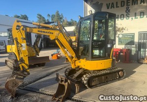 Mini giratria Komatsu 2700Kg, ano 2020