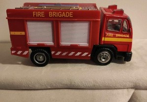 Miniatura camião de bombeiros