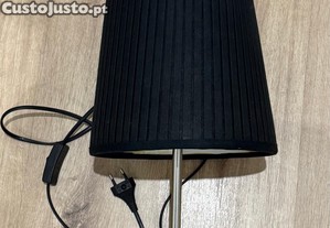 candeeiro de mesa preto