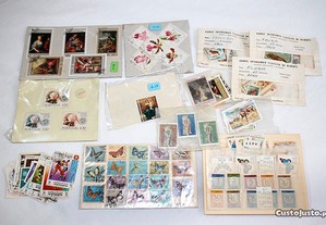 Vários selos antigos