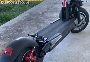 trotinete Eléctrica Bogist E5 800W, 15Ah, 60Km. Nova, só andei 200 metros