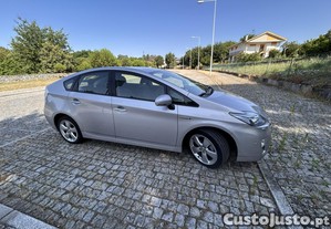 Toyota Prius PREMIUM + GPS - 11