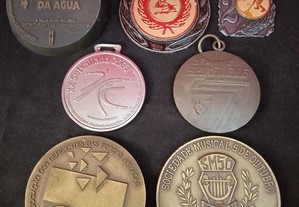 Medalhas comemorativas e de participação