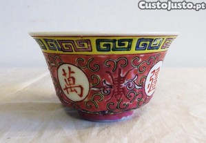 Taça Chinesa em porcelana