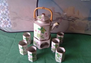 Serviço de chá chinês com cuador para chá em louça