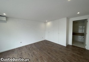 Apartamento T3 em Nossa Senhora de Fátima de 136,00 m²