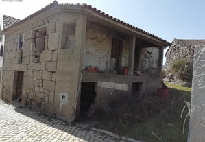 Moradia para reconstrução - Vila Pouca de Aguiar