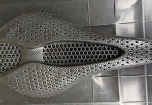 Selim carbono 3D printed, formato Power 143mm, como novo